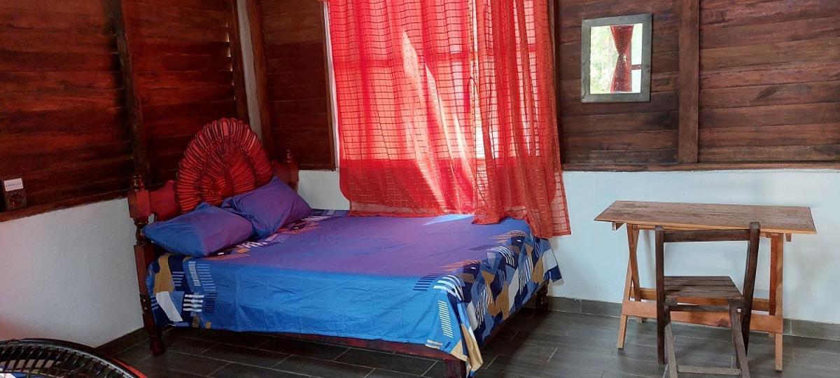 Posada Tzeltal Arroyo Agua Azul Eksteriør billede